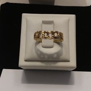 Twist pattern 14kt yellow gold ring